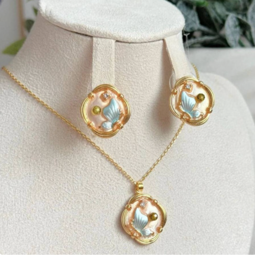 Set de Cadena y Aretes estilo frances